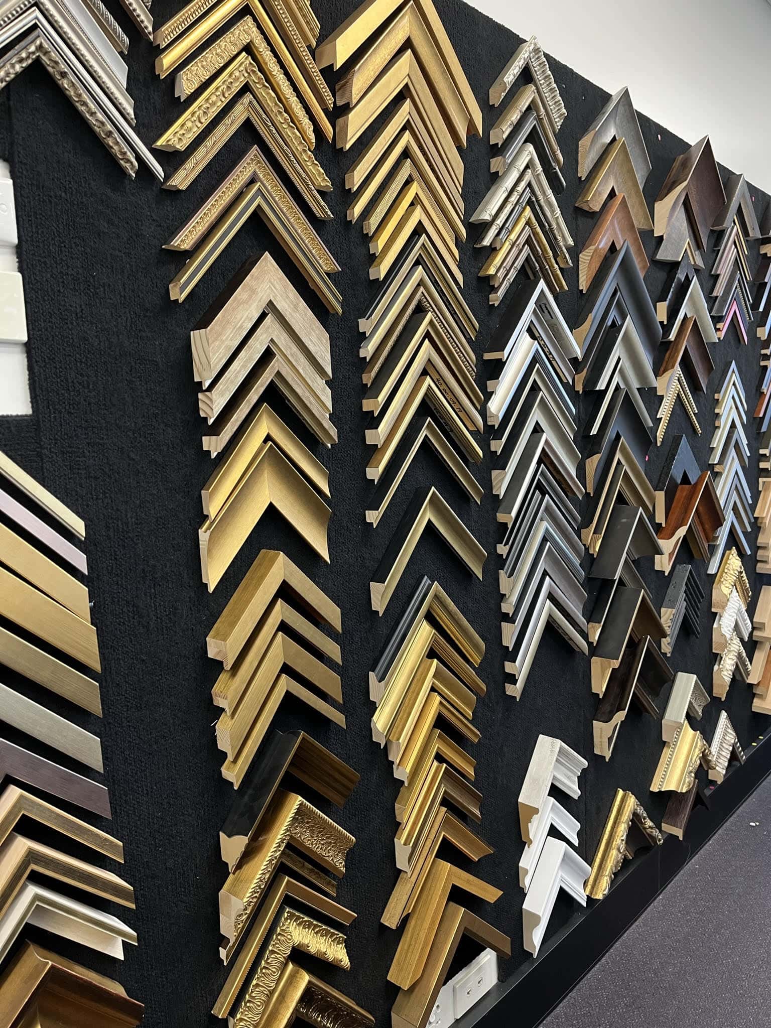 Picture framing - store